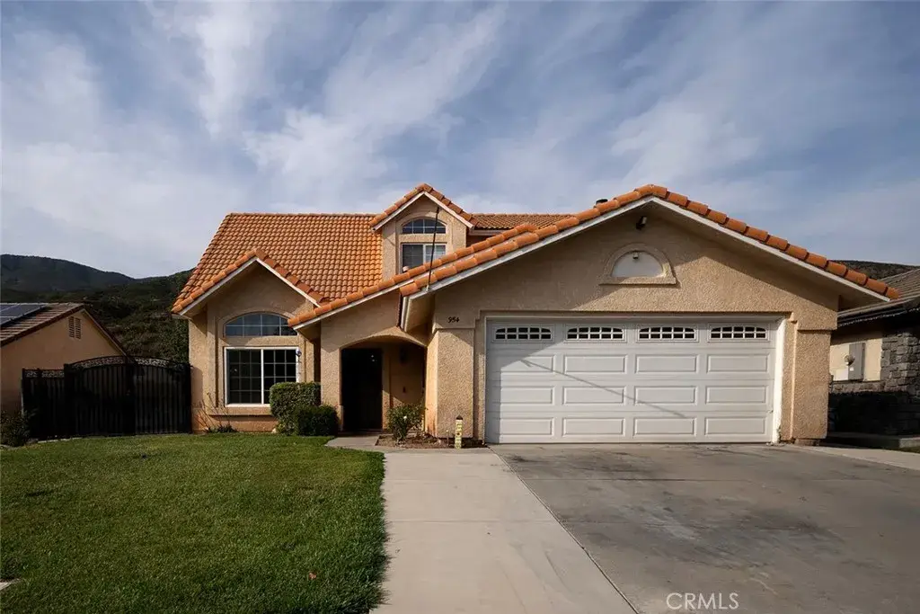 954 W 59th, San Bernardino, CA 92407 - #1