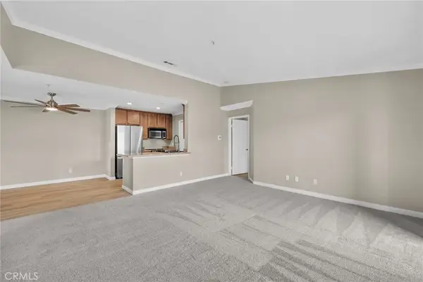 1980 Las Colinas Circle #307, Corona, CA 92879