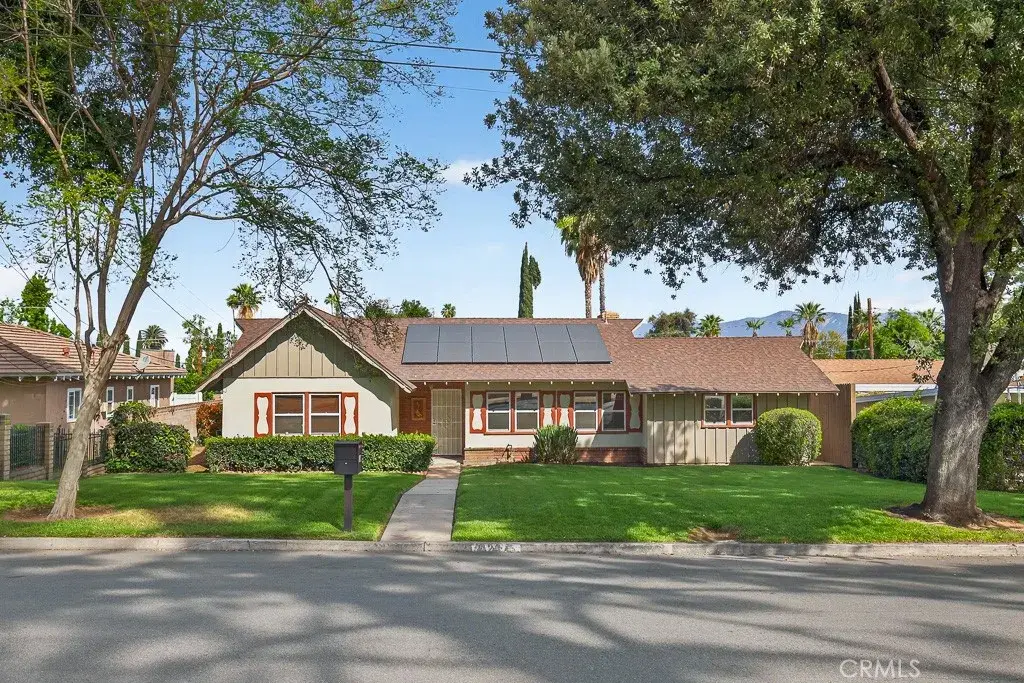 1120 W Crescent, Redlands, CA 92373 - #1