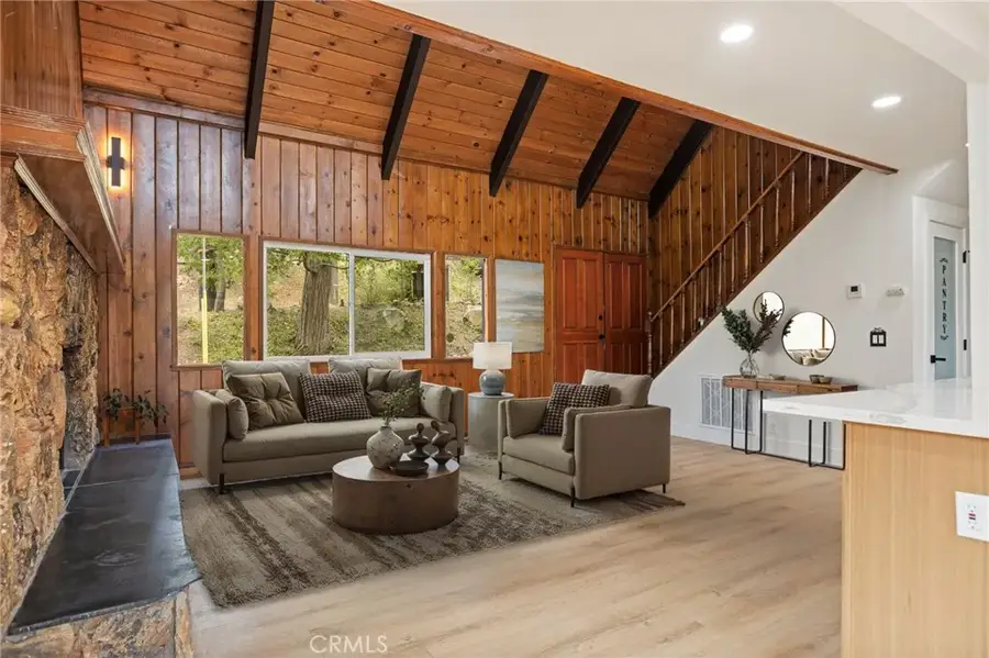 1076 Grass Valley Road, Lake Arrowhead, CA 92352 - #2