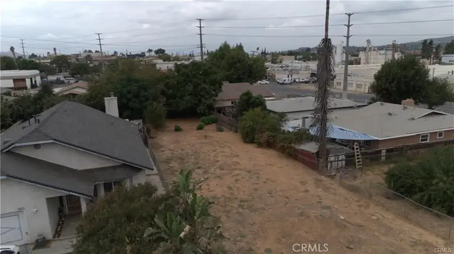 50 Essex St, Riverside, CA 92504 - #2