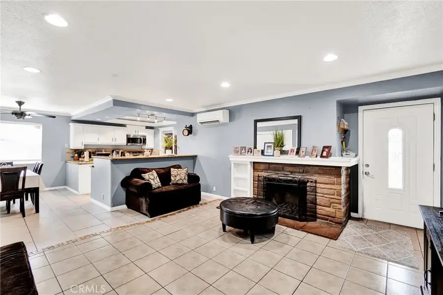 7117 Lugo, Paramount, CA 90723 - #3