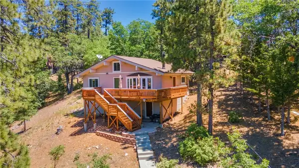 39576 Oak Glen Road, Fawnskin, CA 92333