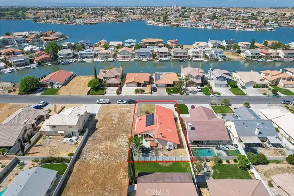 18270 Lakeview Drive, Victorville, CA 92395