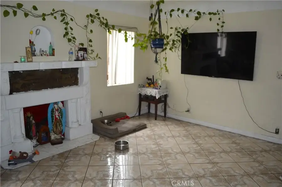 938 S Eastman, Los Angeles, CA 90023 - #3