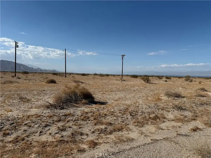 2983 New Bedford, Thermal, CA 92274 - #3
