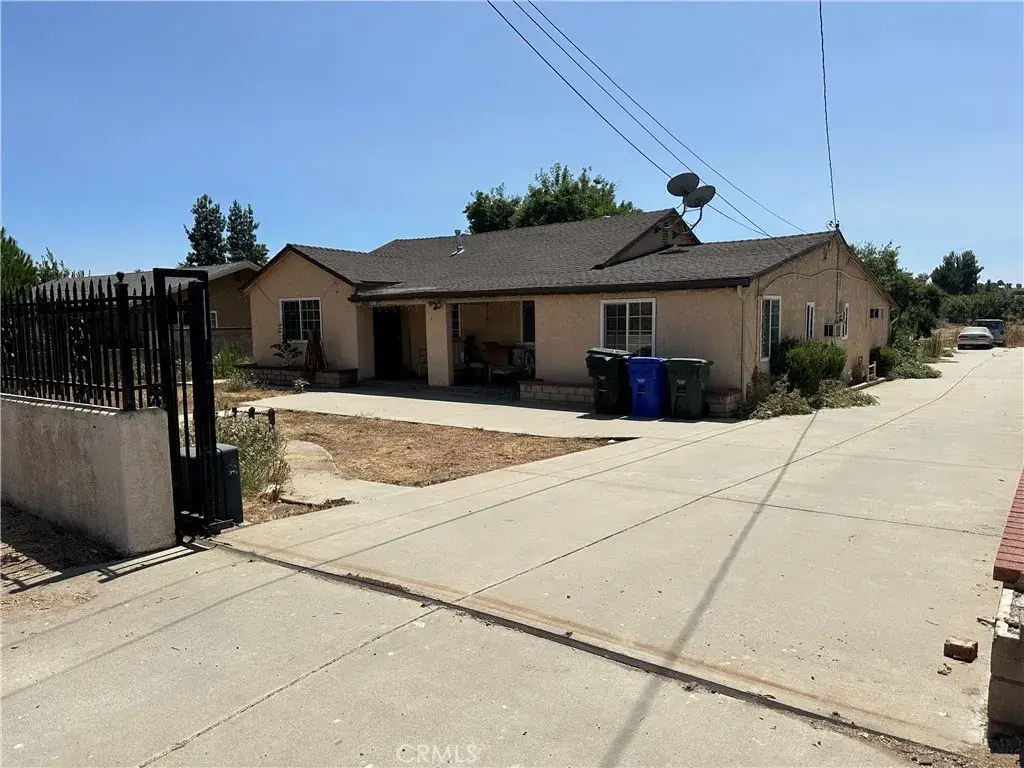 641 West 48th, San Bernardino, CA 92407 - #1