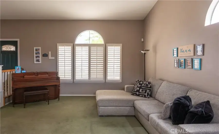 2760 W Windhaven, Rialto, CA 92377 - #2