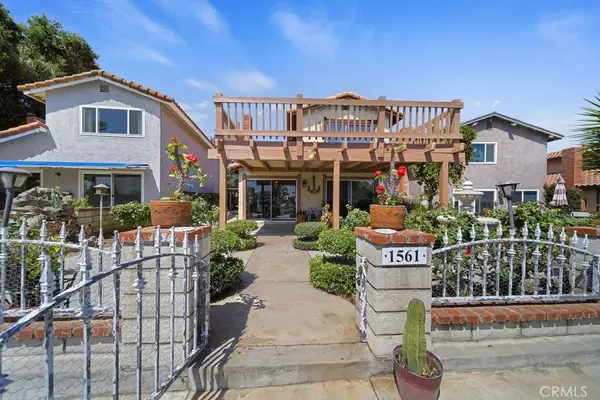 1561 Chalgrove Drive, Corona, CA 92882