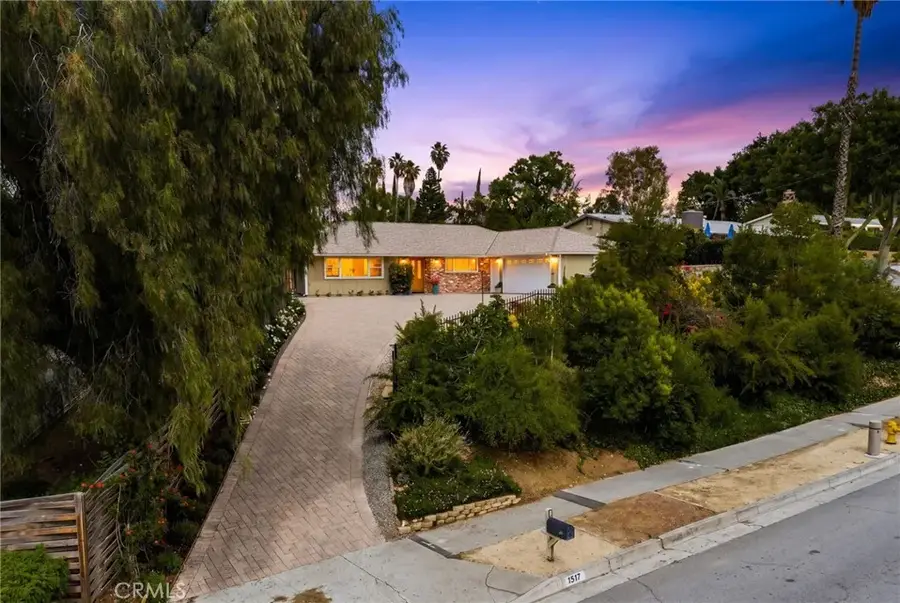 1317 S Center St, Redlands, CA 92373 - #3