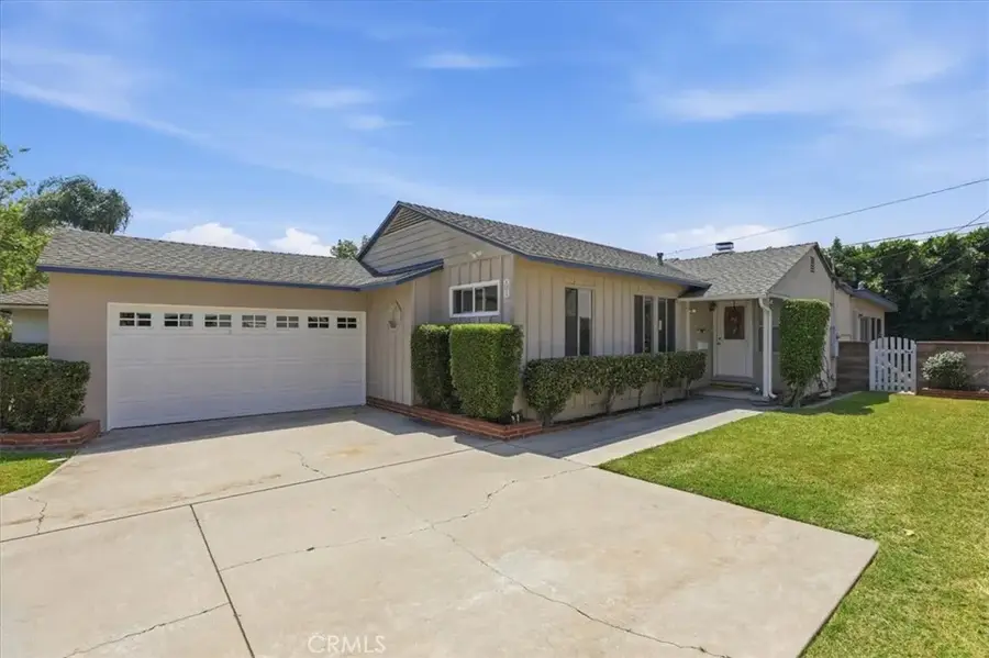 9155 Arrington Avenue, Downey, CA 90240 - #2