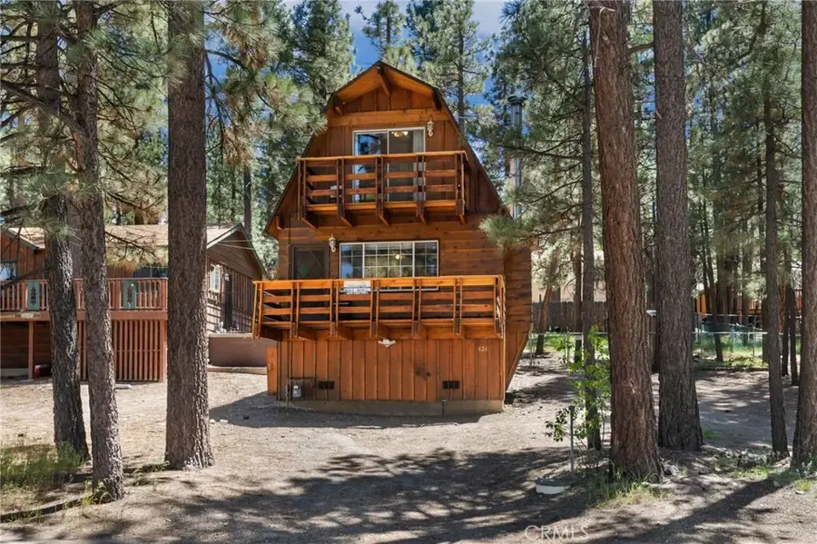 626 W Aeroplane Boulevard, Big Bear City, CA 92314 - #2