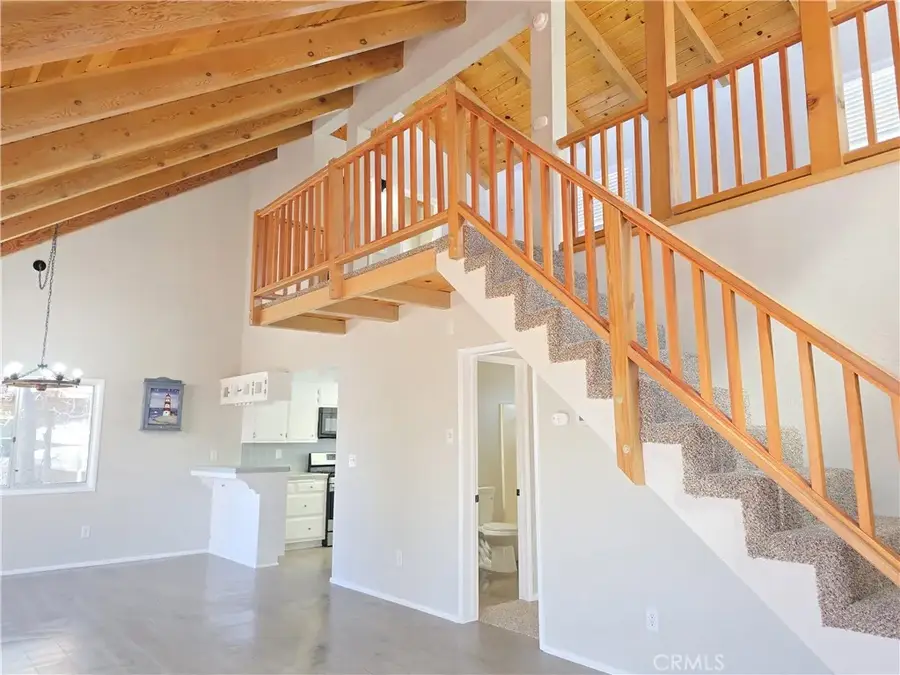 32964 Spruce Drive, Green Valley Lake, CA 92341 - #2