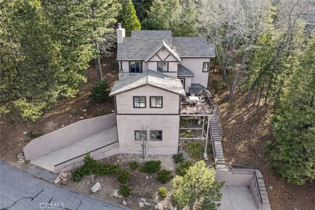 965 Sandalwood Drive, Lake Arrowhead, CA 92352 - #1