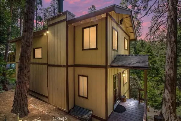 24379 Horst, Crestline, CA 92325