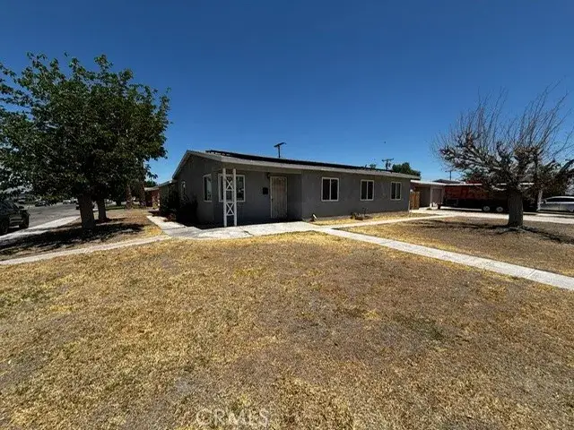 1021 E Chanslor Way, Blythe, CA 92225 - #2