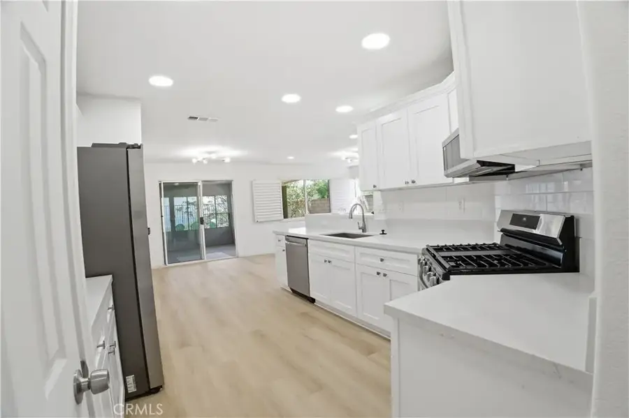 29454 Falling Leaf, Lake Elsinore, CA 92530 - #2