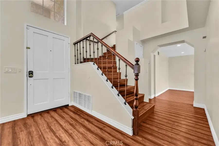 661 La Cumbre, Corona, CA 92879 - #3