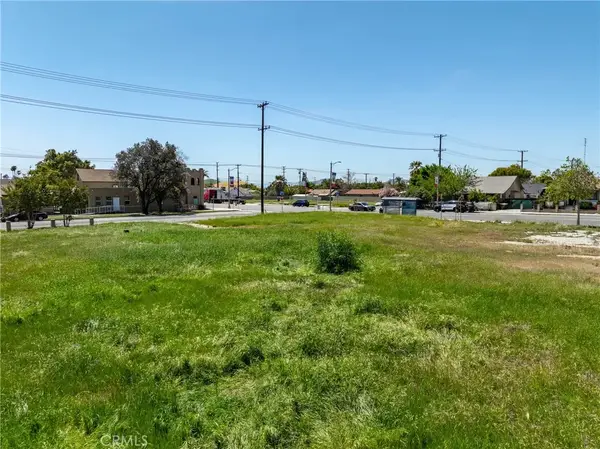 158 N La Cadena, Colton, CA 92324