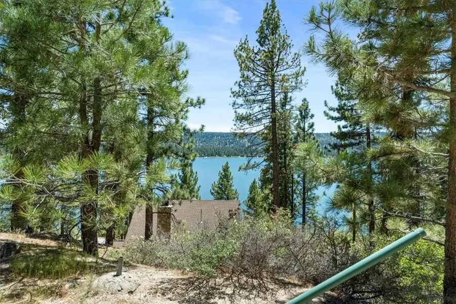 363 Pine Hill, Fawnskin, CA 92333 - #2