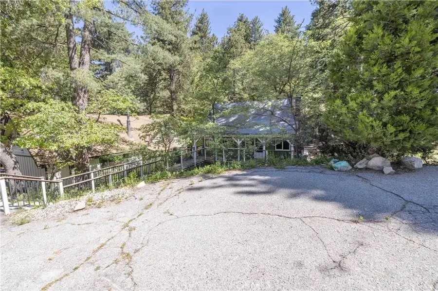 32232 Fern, Running Springs, CA 92382 - #2