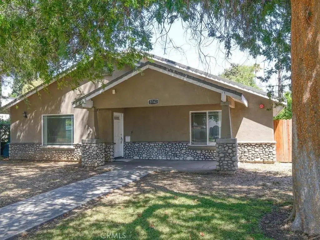 5742 Magnolia, Riverside, CA 92506 - #1
