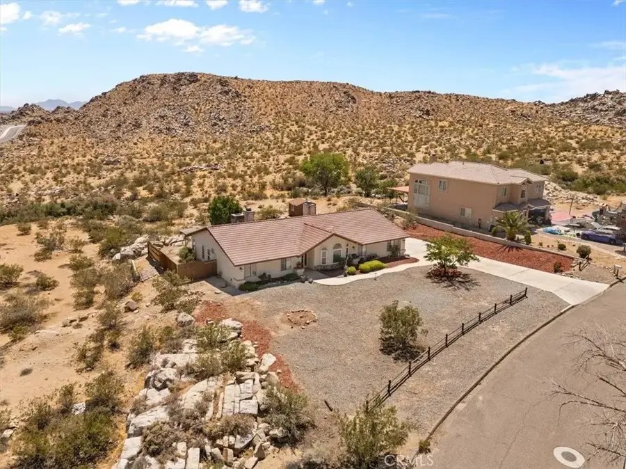 15984 Tinta Road, Apple Valley, CA 92307 - #3