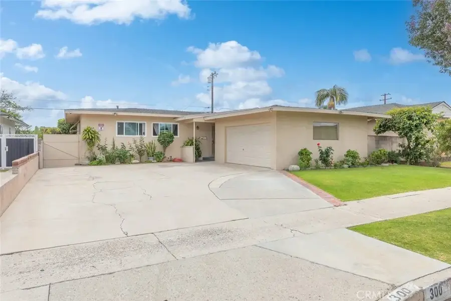 300 Buena Vista Avenue, La Habra, CA 90631 - #3