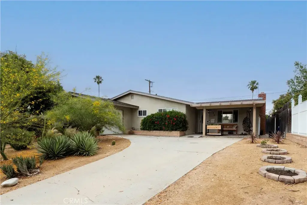 25 Dale Lane, Redlands, CA 92373 - #1