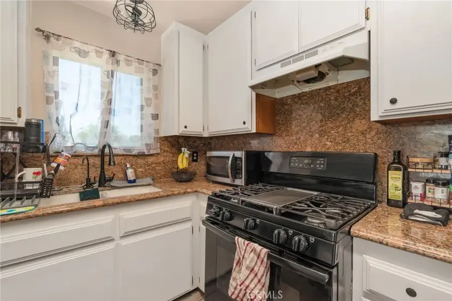 17343 Anastasia, Fontana, CA 92335 - #3