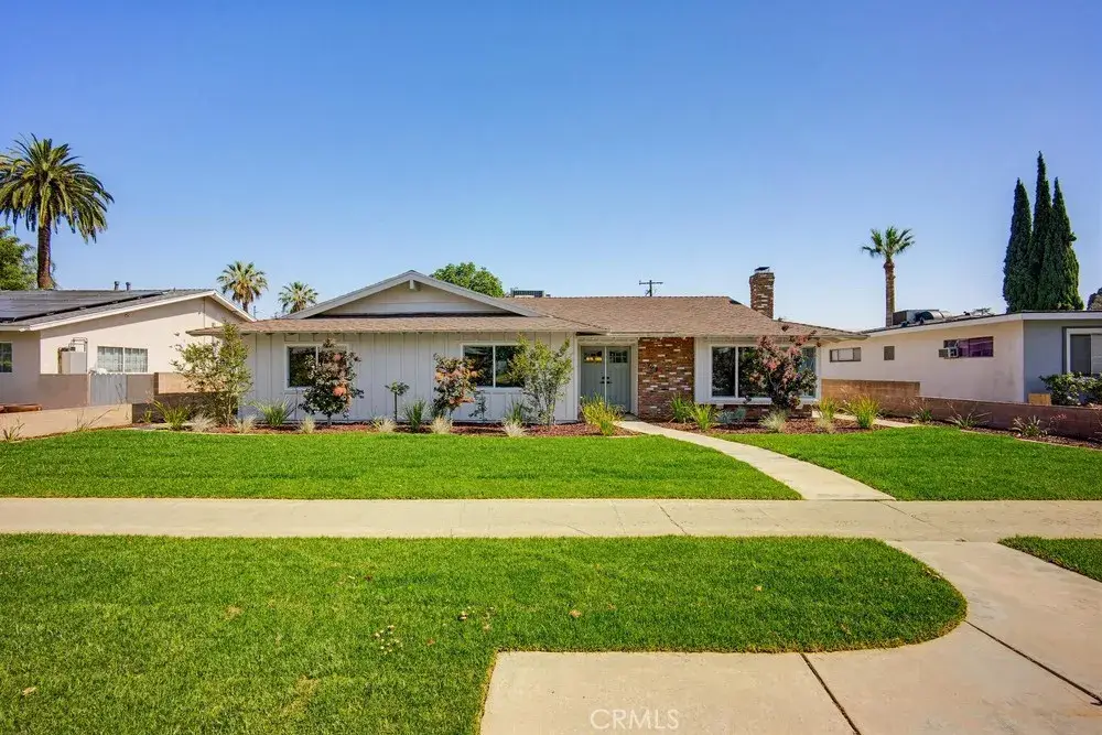 109 E Francis Street, Corona, CA 92879 - #1