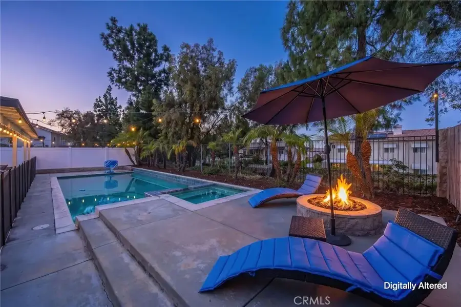 619 Donatello Dr, Corona, CA 92882 - #2