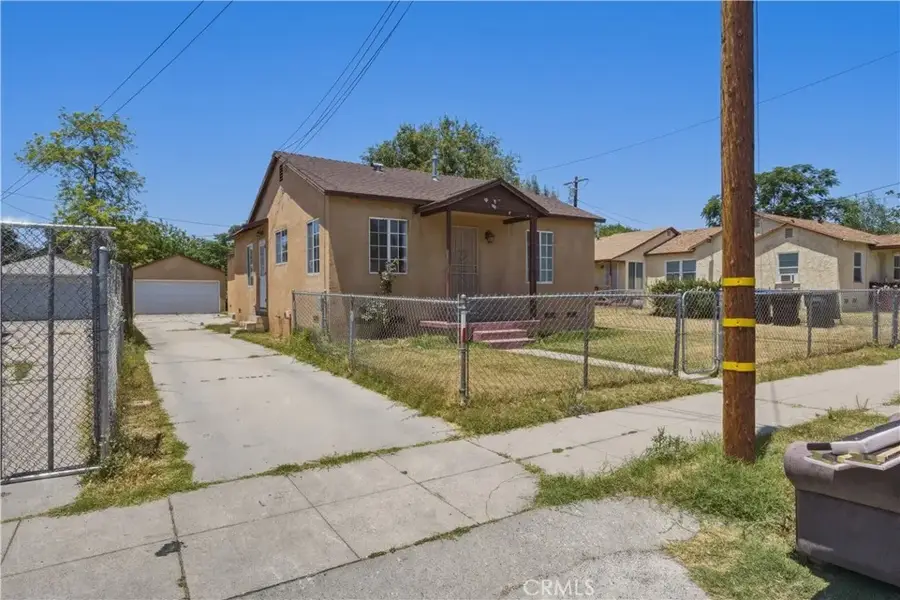 1564 Genevieve, San Bernardino, CA 92405 - #2