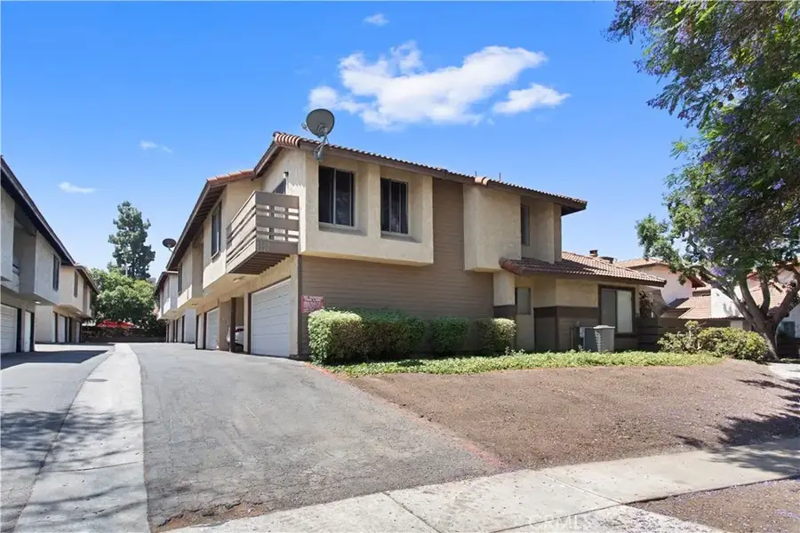 1324 Brentwood #B, Corona, CA 92882 - #2