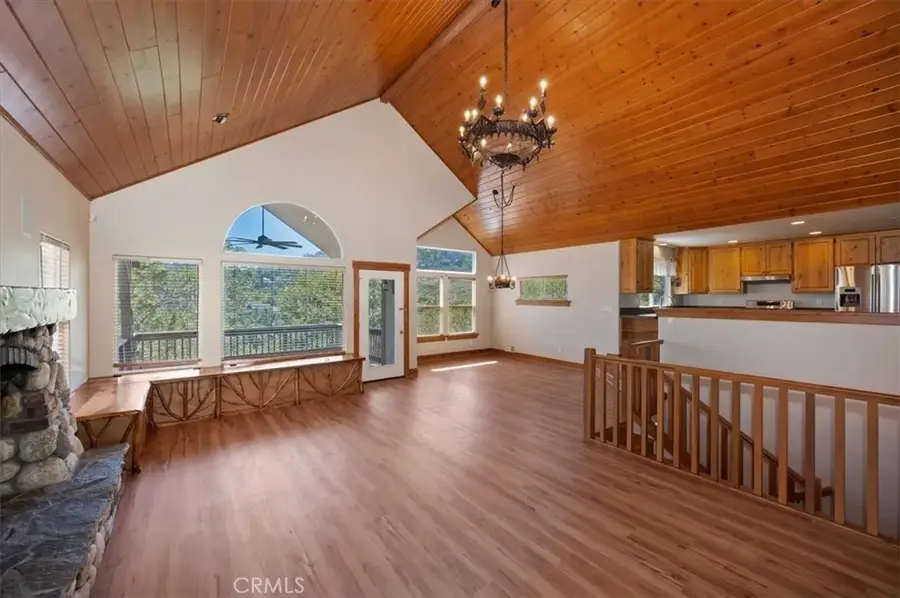 992 Sandalwood, Lake Arrowhead, CA 92352 - #3
