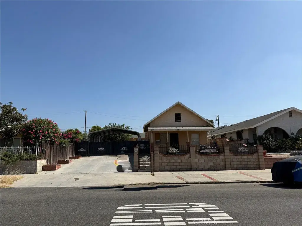 453 E F, Colton, CA 92324 - #1