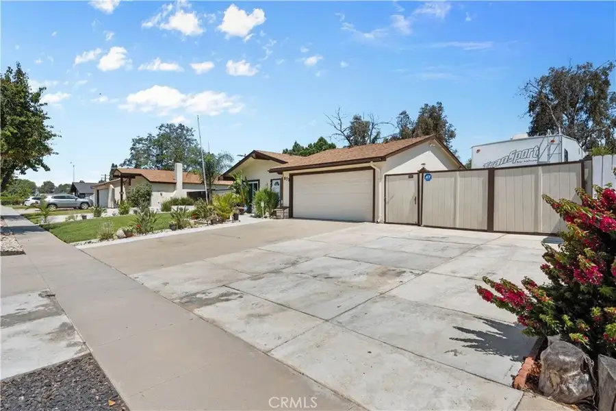 871 W Francis, Corona, CA 92882 - #3