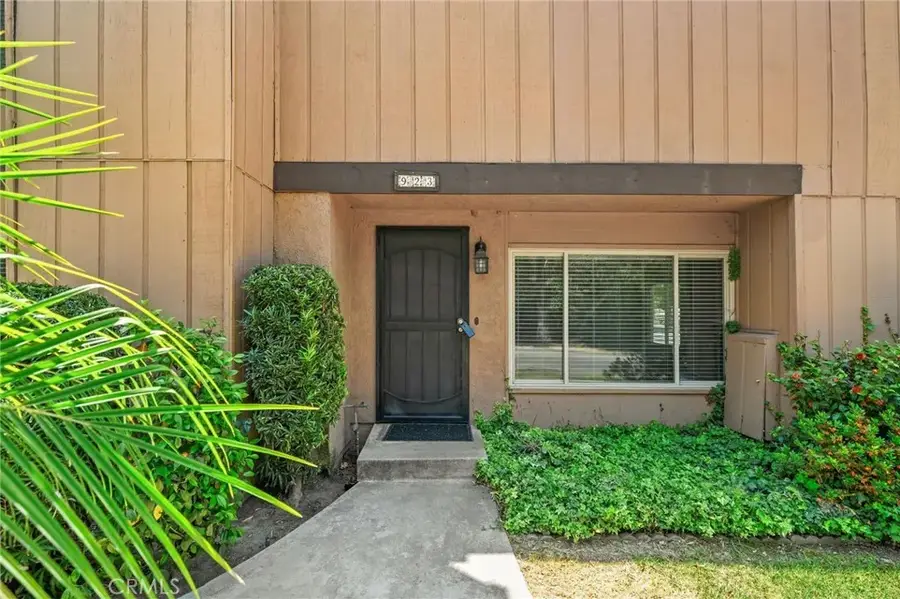 923 W State, Redlands, CA 92373 - #3