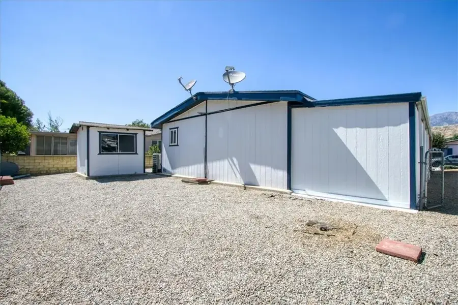 10495 Frontier, Cherry Valley, CA 92223 - #3