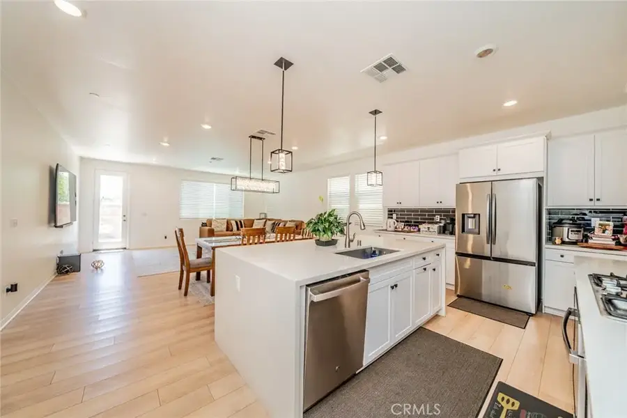 16737 Petrus, Fontana, CA 92336 - #3