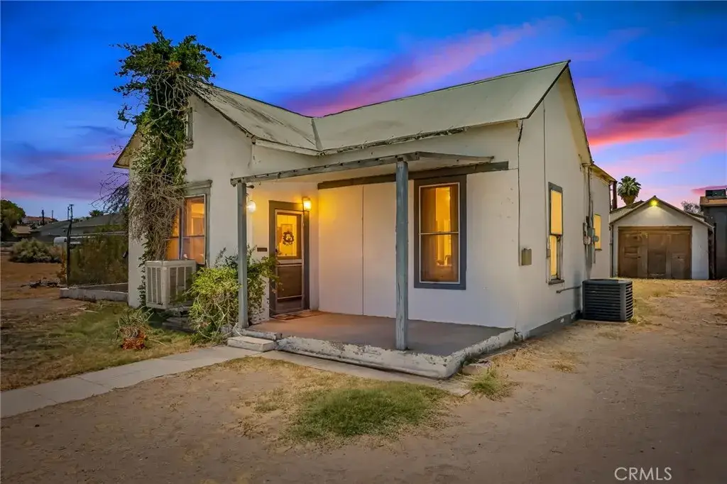 412 Palm, Needles, CA 92363 - #1