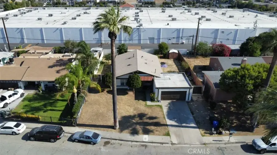 2949 Spruce St, Rialto, CA 92376 - #3