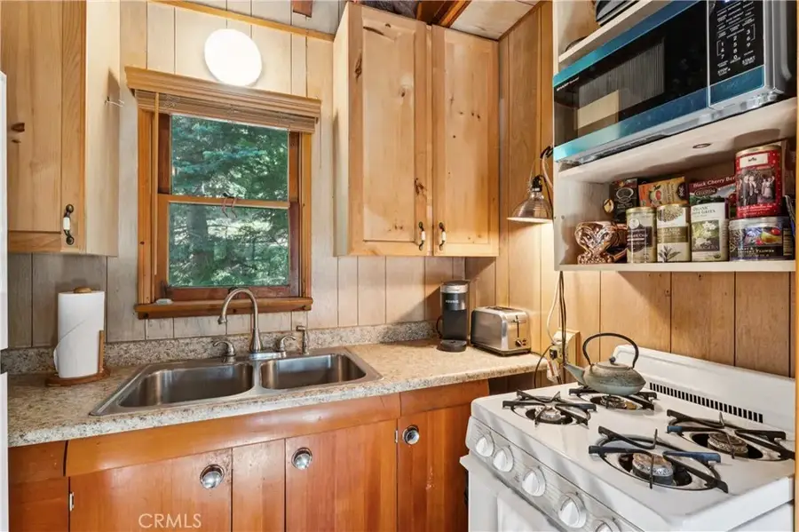 26543 Lakeview, Rimforest, CA 92378 - #2