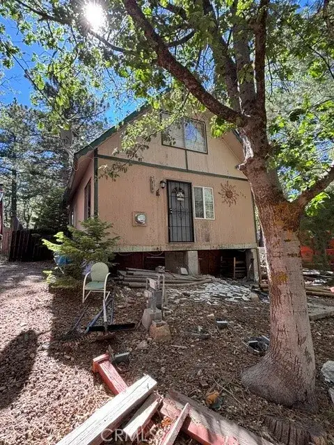 569 Yukon Dr., Green Valley Lake, CA 92341 - #3