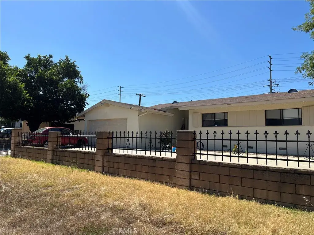 25437 Edgemont, San Bernardino, CA 92404 - #1