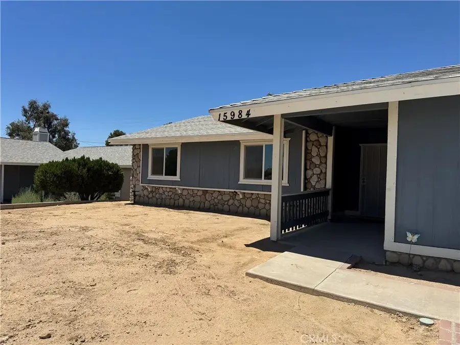 15984 Coronado, Victorville, CA 92394 - #2