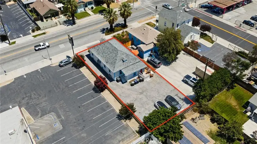 1107 Orange, Redlands, CA 92374 - #2