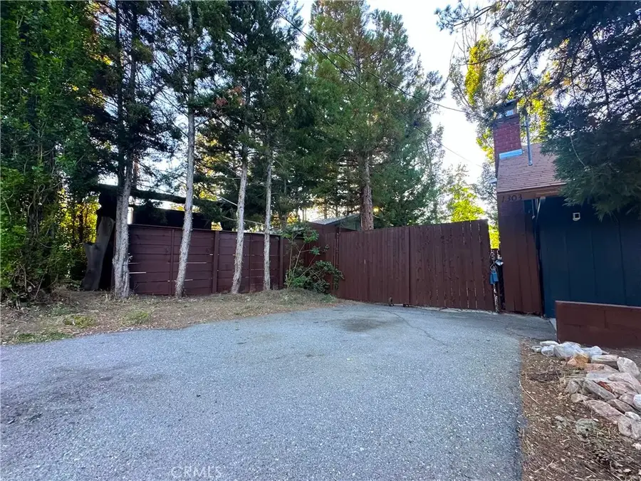 1303 Shay, Big Bear City, CA 92314 - #3