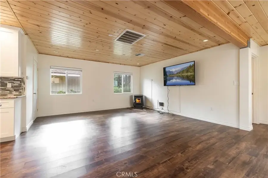 137 E Barker, Big Bear City, CA 92314 - #2