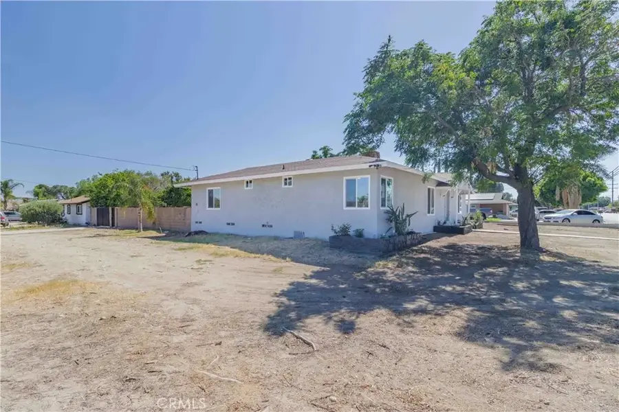 18087 San Bernardino, Bloomington, CA 92316 - #3